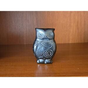 Barro Negro Black Glazed Ceramic Owl Figurine